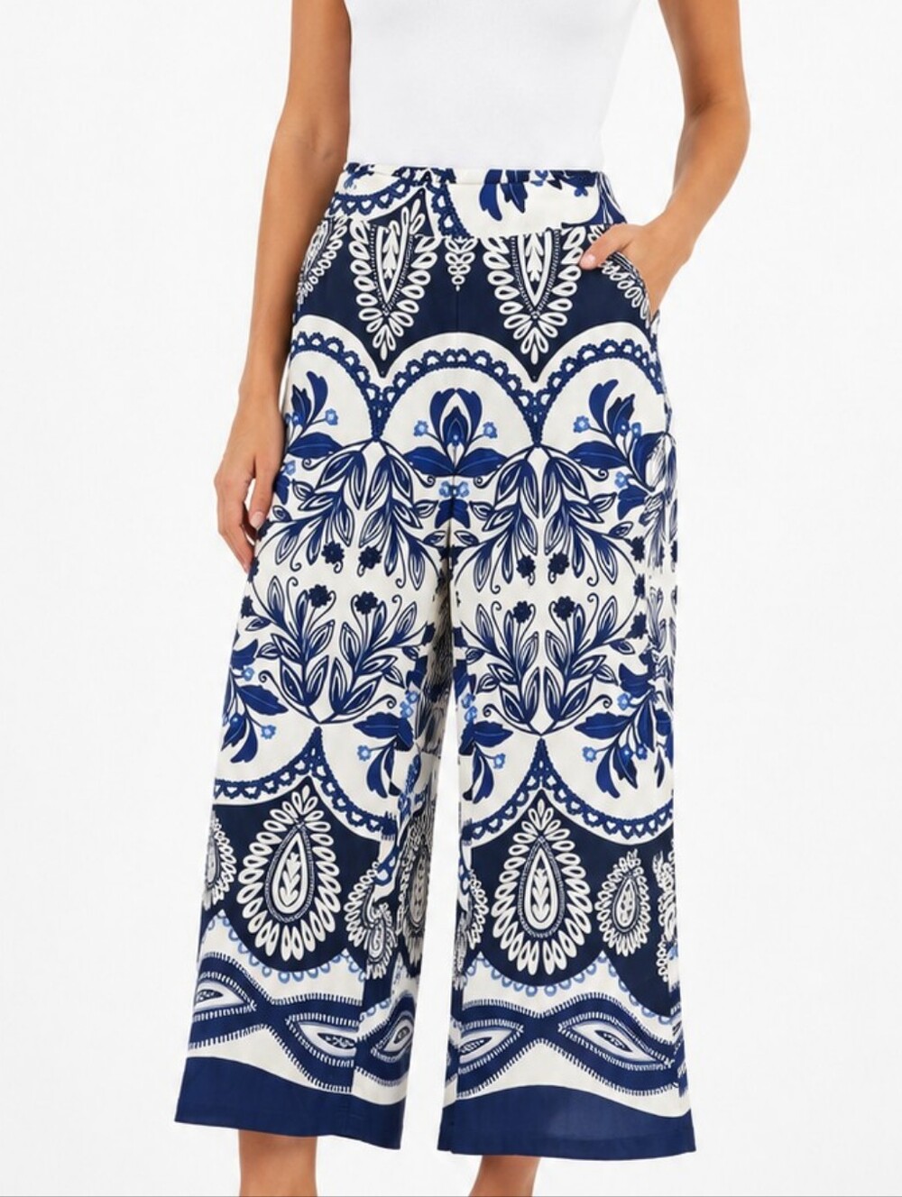 Aylaya Blue And White Isle Floral Pattern Wide Leg Pants